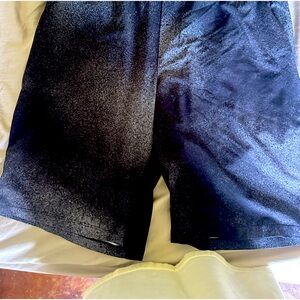 Men’s lululemon shorts. Size large. Black with white specs